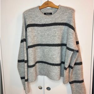 Olivaceous sweater M